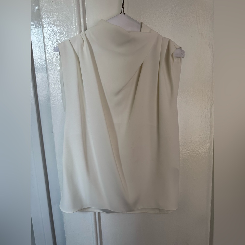 White sleeveless Zara blouse - must go 7/1